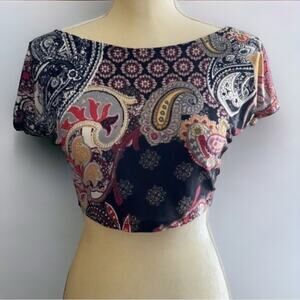 Paisley Crop Top Shirt Juniors Size Medium Black White Red Yellow Gray